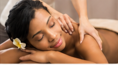 Massage at Delite Salon